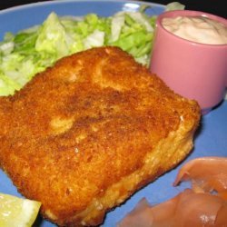 Fried Salmon With Scallion Mayonnaise and Lettuce