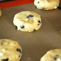 Blueberry and Cream Cookies