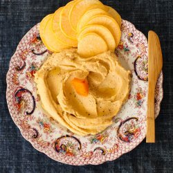 Simple Hummus