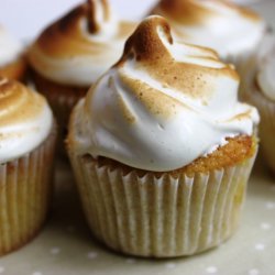 Lemon Meringue Cupcakes