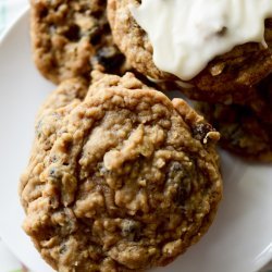 Oatmeal Cookies with Raisin