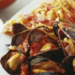 Mussels in Red Sauce