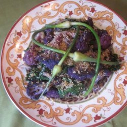 Quinoa With Roasted Cauliflower and Kale