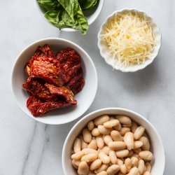 Tomato and Basil Burgers