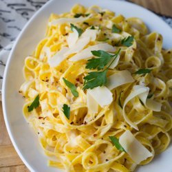 Fettuccine Alfredo