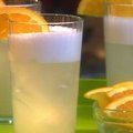 Classic Pisco Sour (Ingrid Hoffmann)