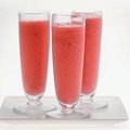 Raspberry-Vanilla Smoothie (Giada De Laurentiis)