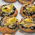 Tapenade and Artichoke Pizzette (Aida Mollenkamp)