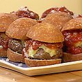 Texas Hold-Ums Mini Chipotle Beef Burgers with Warm Fire Roasted Garlic Ketchup (Rachael Ray)