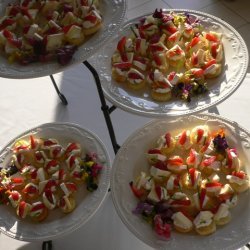 Brie With Strawberries On Brioche Crostini