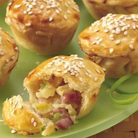 Tiny Ham And Pineapple Pot Pies