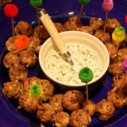 Greek Style Meatballs With Yogurt Dipping Sauce