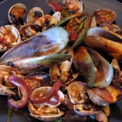 Clams And Mussels In Black Bean Sauce