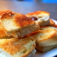 Brie And Grape Grilled Cheese