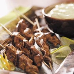 Chicken Skewers With Avocado Sauce