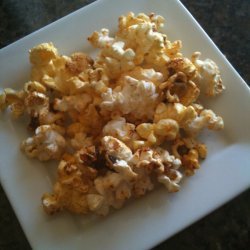 Parmesan-paprika Popcorn