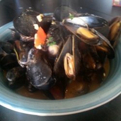 Spicy Steamed Pei Mussles