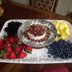 Brie With Pecans And Cranberries