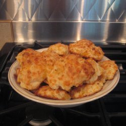 Easy Cheesey Garlic Biscuits