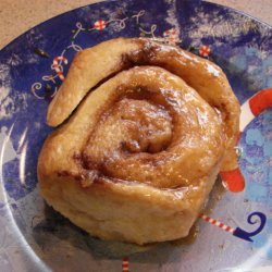 Cinnamon Rolls With Vanilla Ice Cream