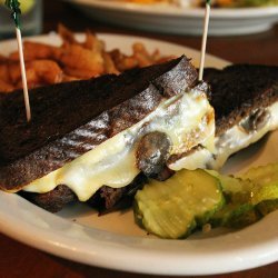 Grilled Cheese with Sauteed Mushrooms