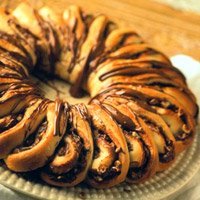 Chocolate Hazelnut -nutella- Coffee Ring