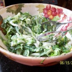 Moms Leaf Lettuce In Cream