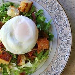 Poached Egg And Bacon Salad - Salad Lyonnaise