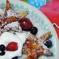 Peek-a-boo French Toast