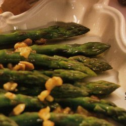 Asparagus With Toasted Walnut Butter