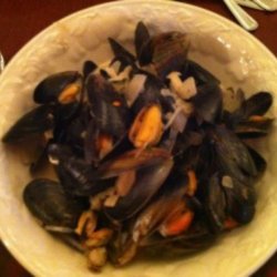 Black Bean Mussels