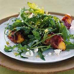 Peach and Arugula Salad