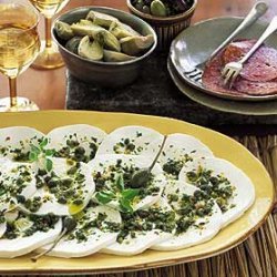 Spicy Marinated Mozzarella with Oregano and Capers