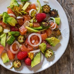 Avocado and Sweet Onion Salad