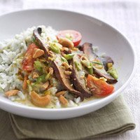 Portobello Curry With Green Rice