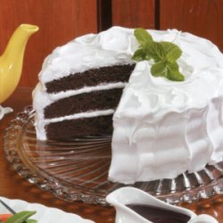 Brown Velvet Cake With Fluffy White Frosting