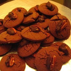 Gooey Chocolate Pecan Cookies