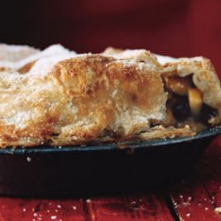 Rum Raisin Apple Pie