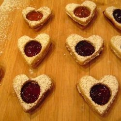 Valentine Linzer Cookies