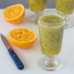 Chilled Cucumber and Orange Juice with Oregano