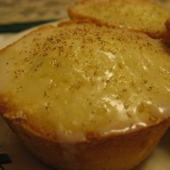 Tiny Whiskey Glazed Eggnog Cakes