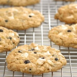 White Chocolate Cherry Ginger Cookies