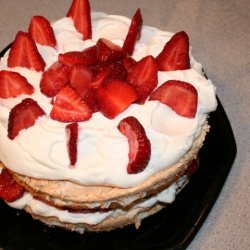 Meringue Cake With Strawberries And Cream