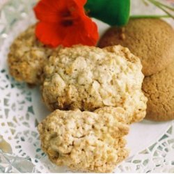 Almond-oat Macaroons