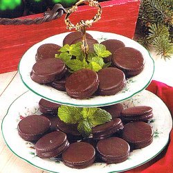 Peppermint Sandwich Cookies