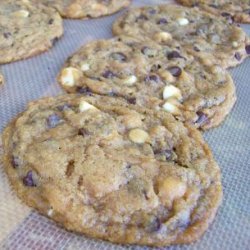 Deliciously Chewy Double Chip Cookies