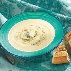 15 Minute Potato Pesto Soup