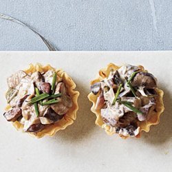 Creamy Wild Mushroom and Goat Cheese Cups