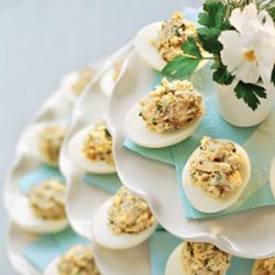 Lemon-Dill Chicken Salad-Stuffed Eggs