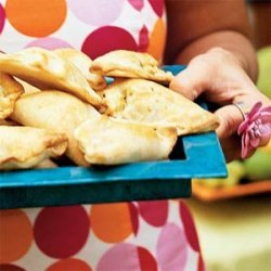 Empanadas de Cangrejo y Mango (Crab-and-Mango Empanadas)